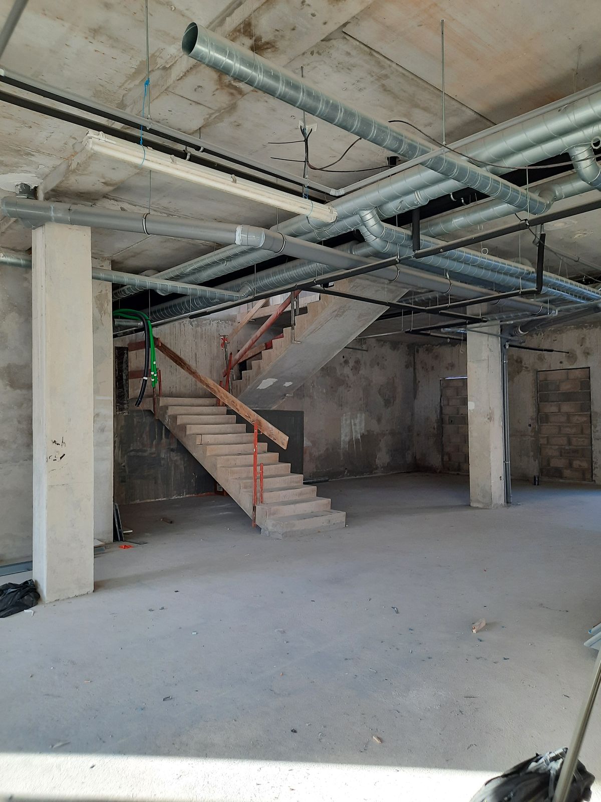 2022 – Aménagement d&rsquo;un plateau de bureaux – MIROIR – Vénissieux proche de LYON