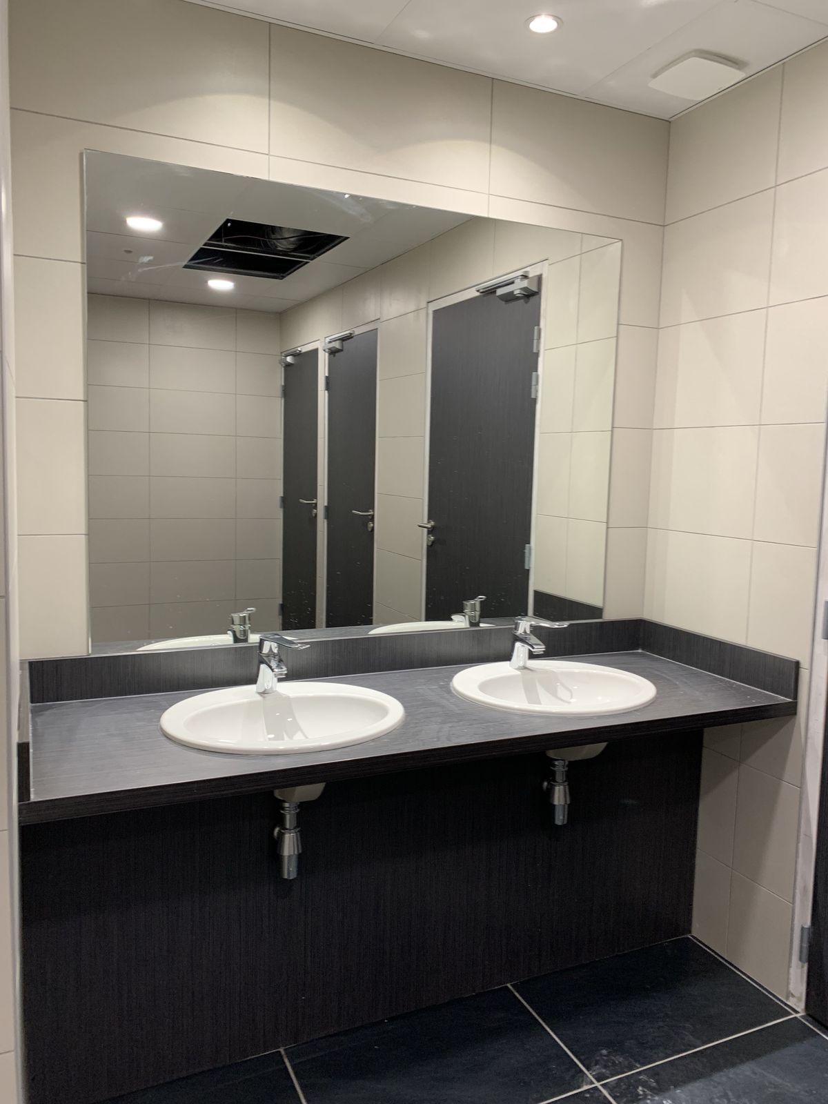 2022 – Aménagement d&rsquo;un plateau de bureaux – MIROIR – Vénissieux proche de LYON