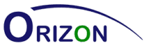 Logo Orizon: texte bleu marine, le O central est vert. Un grand arc bleu foncé s'élève au-dessus du nom de marque.